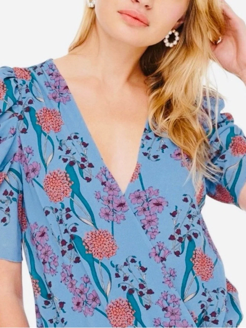 ASTR The Label Aspect Floral Bodysuit Bluebell Puff Sleeve Surplice Blouse